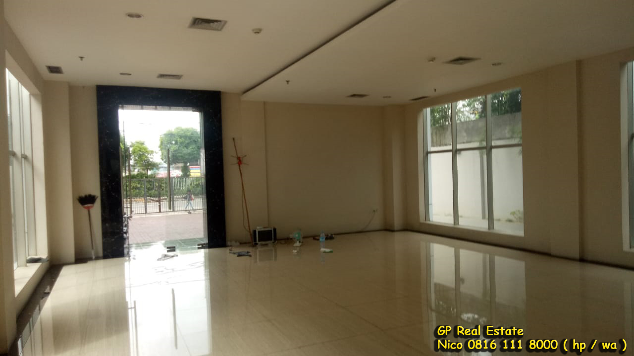 Gedung Dijual Di Matraman Raya Brand New 6 Lantai Lift LB. 1400 M2