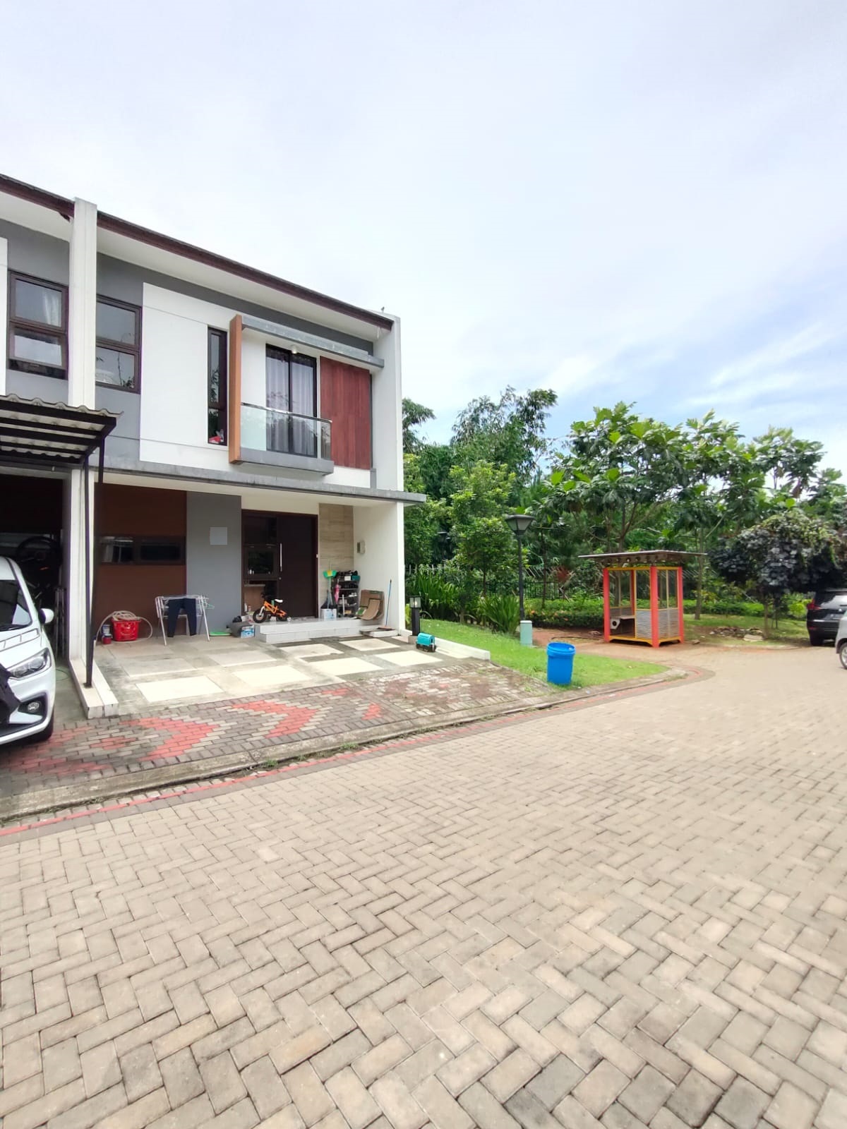 Termurah Rumah 2 Lantai Cluster Buenos Park Delatinos BSD City